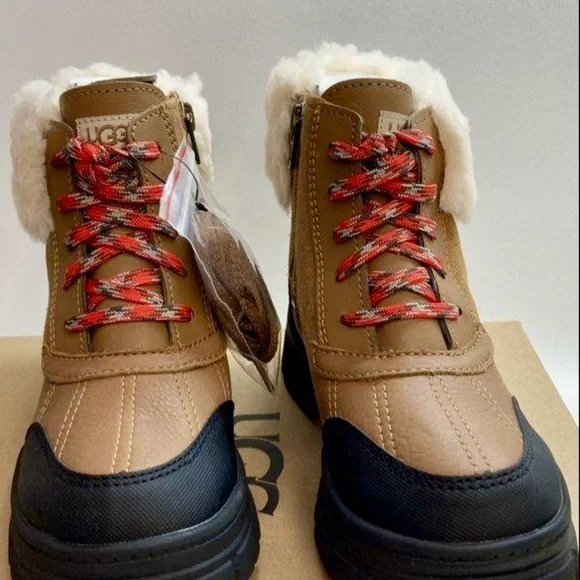 UGG Ashton Addie Snow Boots Chestnut Brow/Black Boys Girls 2Y - Picture 7 of 12